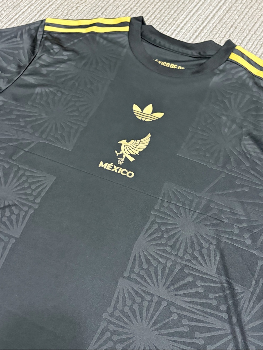 Adidas México Black & Yellow Soccer Jersey - Picture 5 of 5
